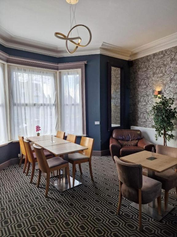 Oyo Ivy Hotel Скегнесс Экстерьер фото